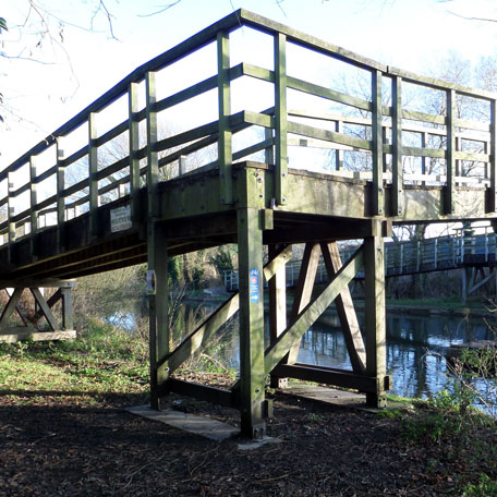 Footbridge, RG14 2BP