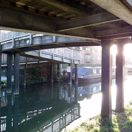 Footbridge, RG14 5QW