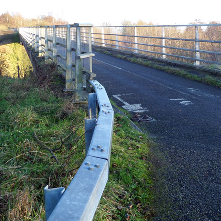 Footbridge, RG20 8AQ