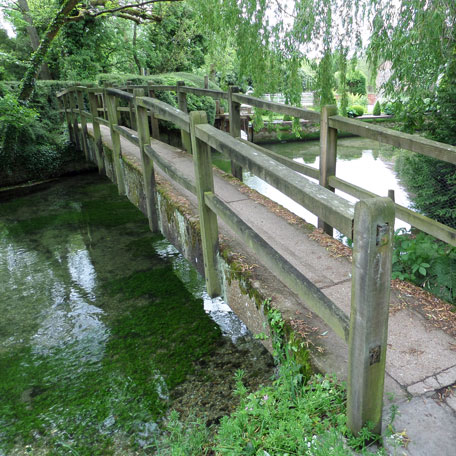 Footbridge, RG28 7RA