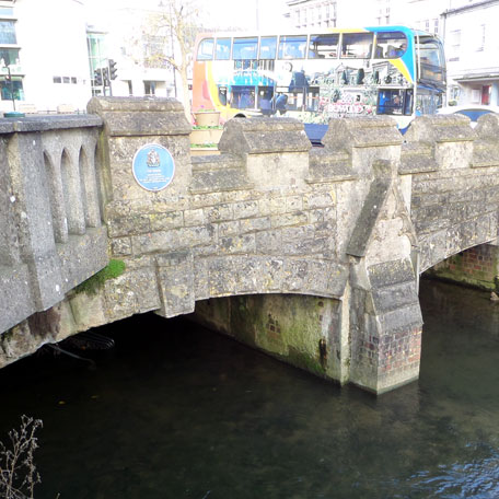 Footbridge, SN11 0JJ