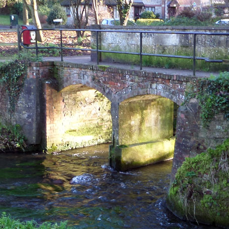 Footbridge, SN11 0JX
