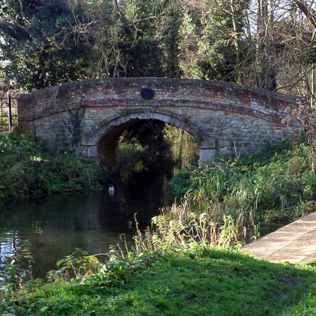 Footbridge, SN11 0JX