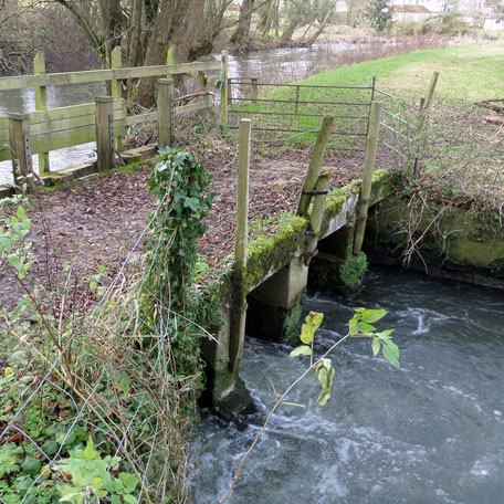 Footbridge, SP2 0ET